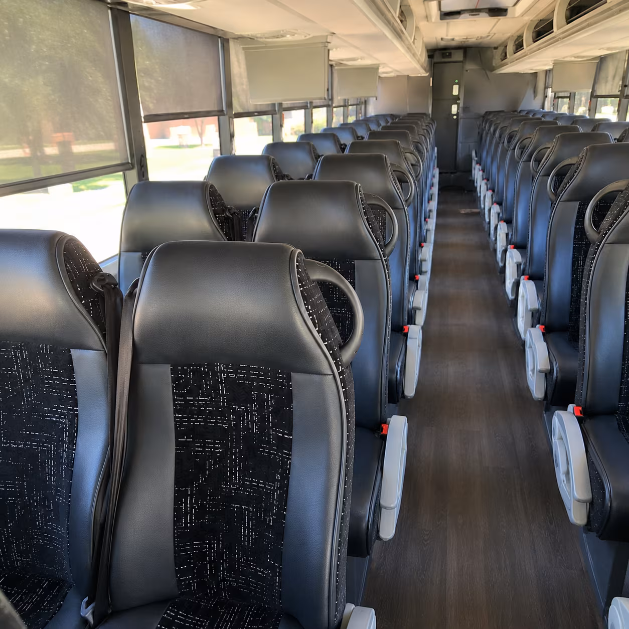 bus rentals for oceanside youth group trips and events
