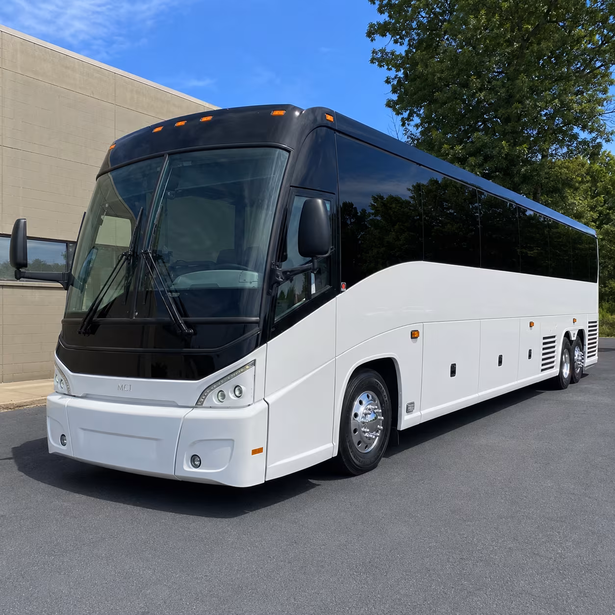 oceanside 56 passenger charter bus
